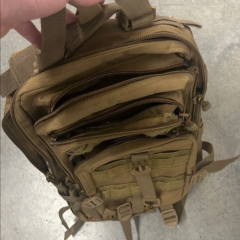 Men's Tactical Sling Backpack in Coyote/Tan